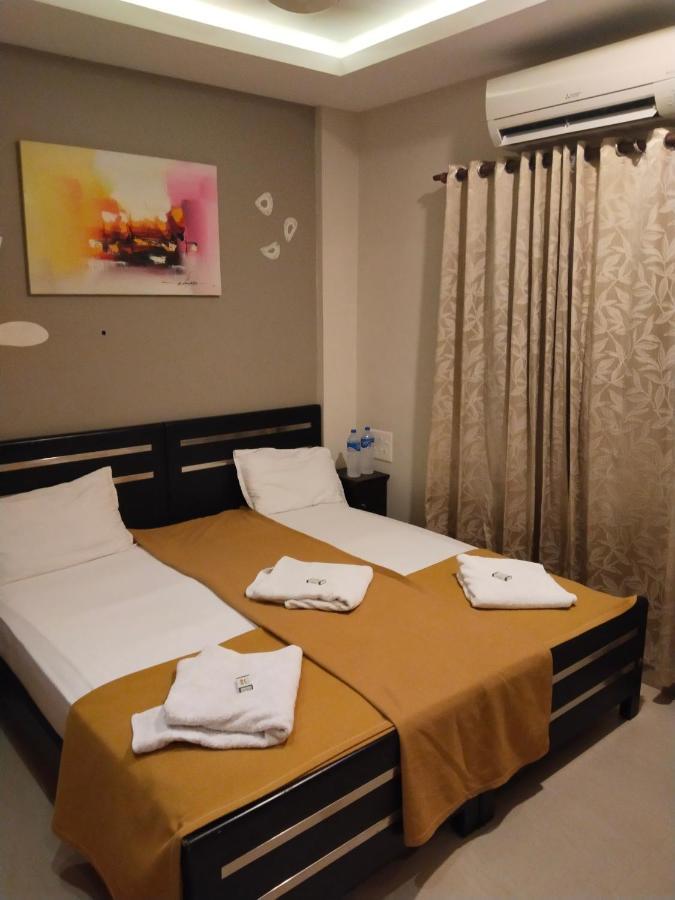 Hotel Metro Residency Kochi Exterior foto