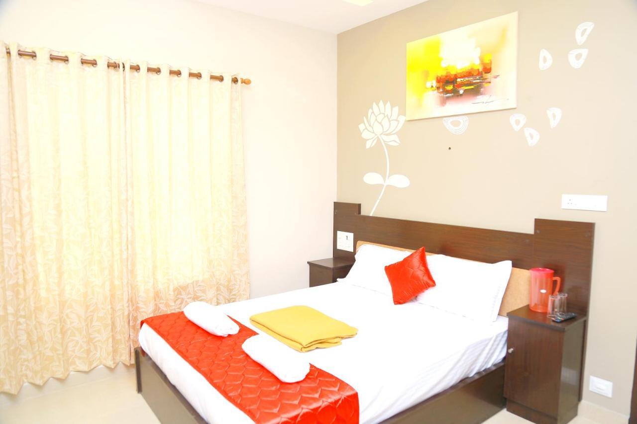 Hotel Metro Residency Kochi Exterior foto