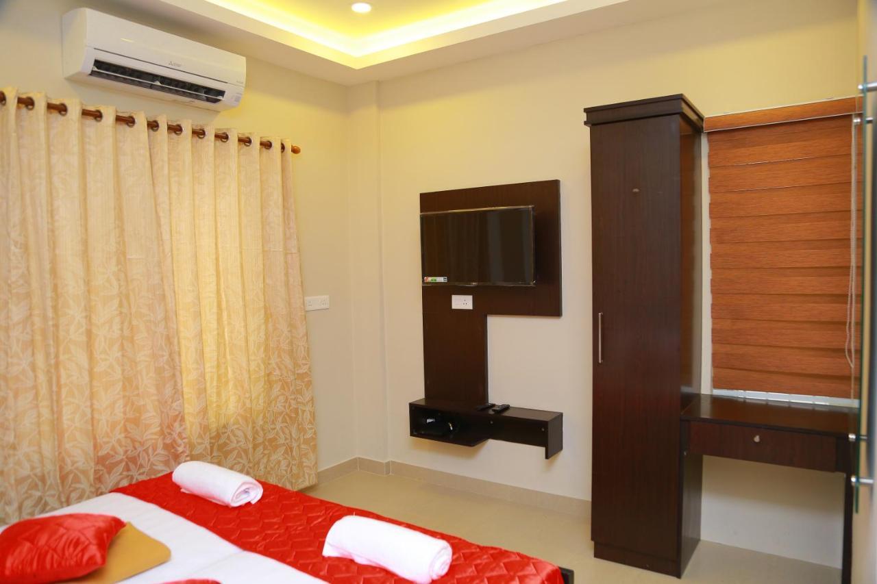 Hotel Metro Residency Kochi Exterior foto