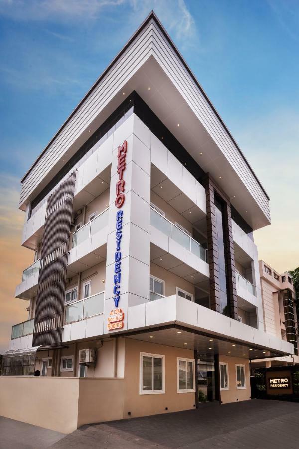 Hotel Metro Residency Kochi Exterior foto