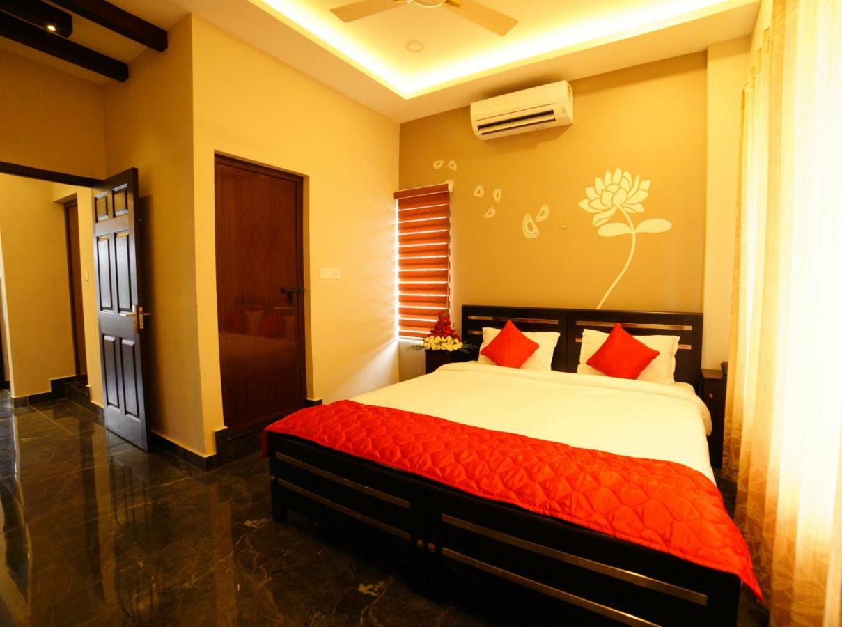 Hotel Metro Residency Kochi Exterior foto